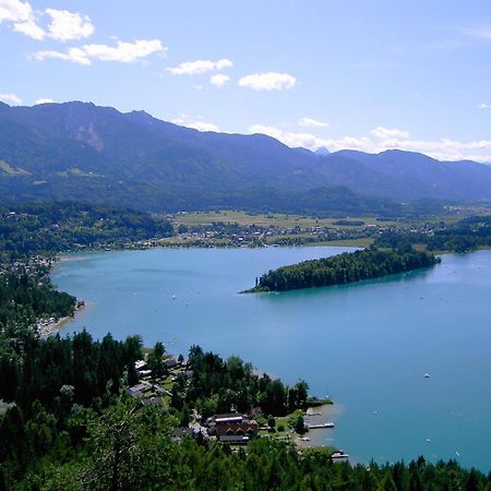 Gaestehaus Uggowitzer Drobollach am Faakersee Exterior foto